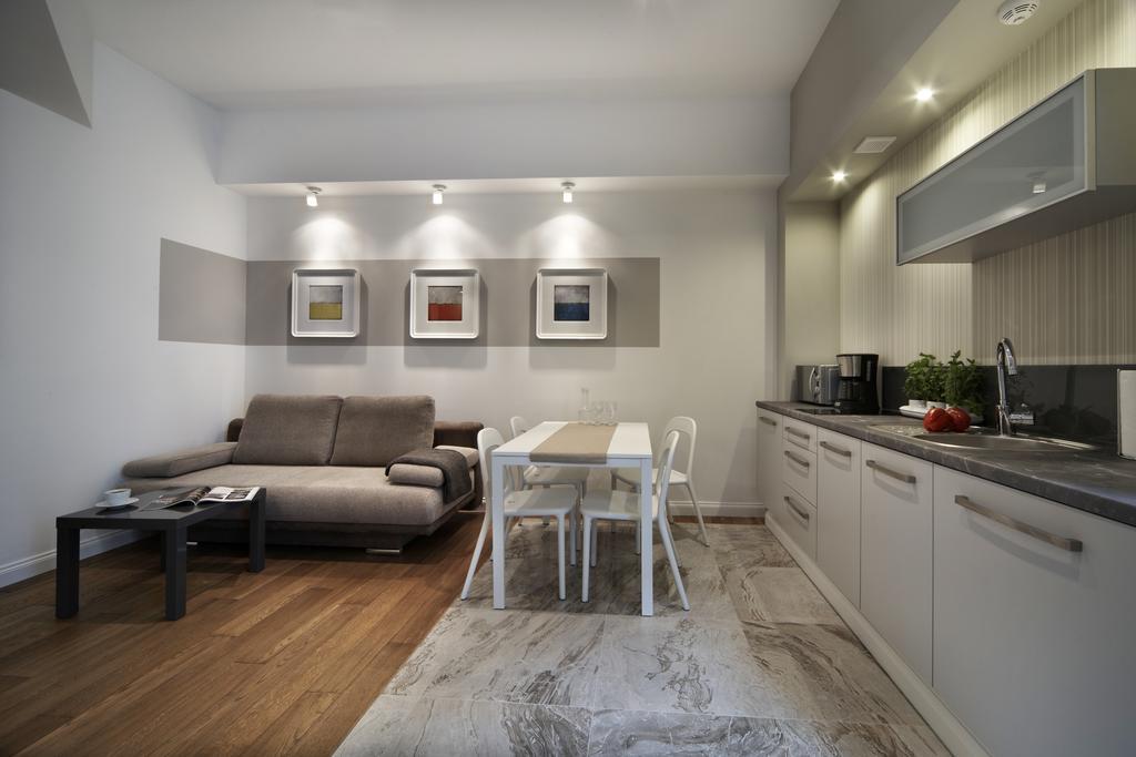 Moko Apartments Krakow Bagian luar foto